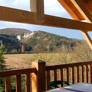 https://auberge-des-versanes.midi-pyreneeshotels.com